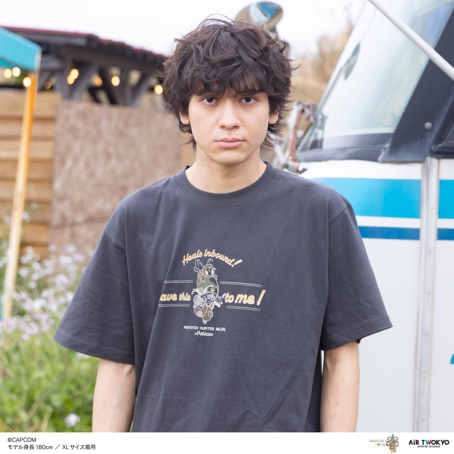 『モンスターハンターワイルズ』シーンイラストTシャツ 3（アイルー＆回復ミツムシ）